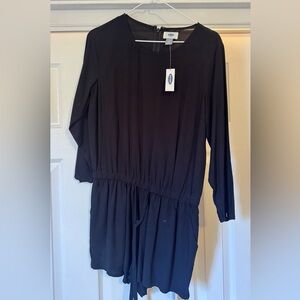 Old Navy Black Long-Sleeve Romper